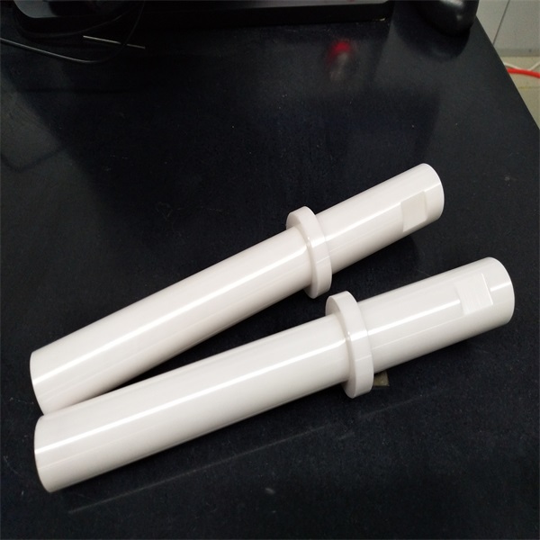 氧化锆陶瓷刀具材料的硬度是多少？